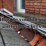 an aligned gutter brackets